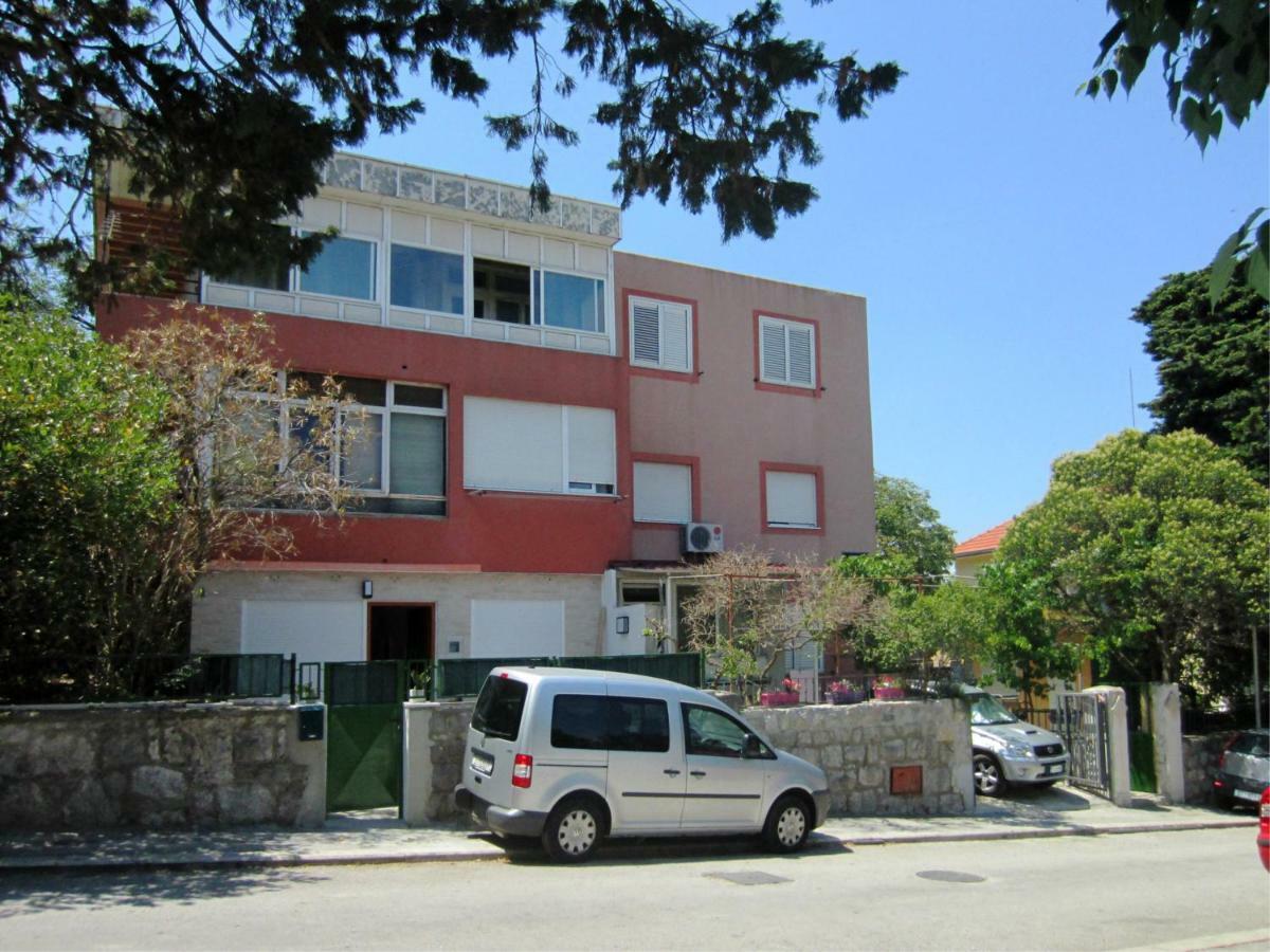 Apartment Retreat @ Town Center W/terrace Split